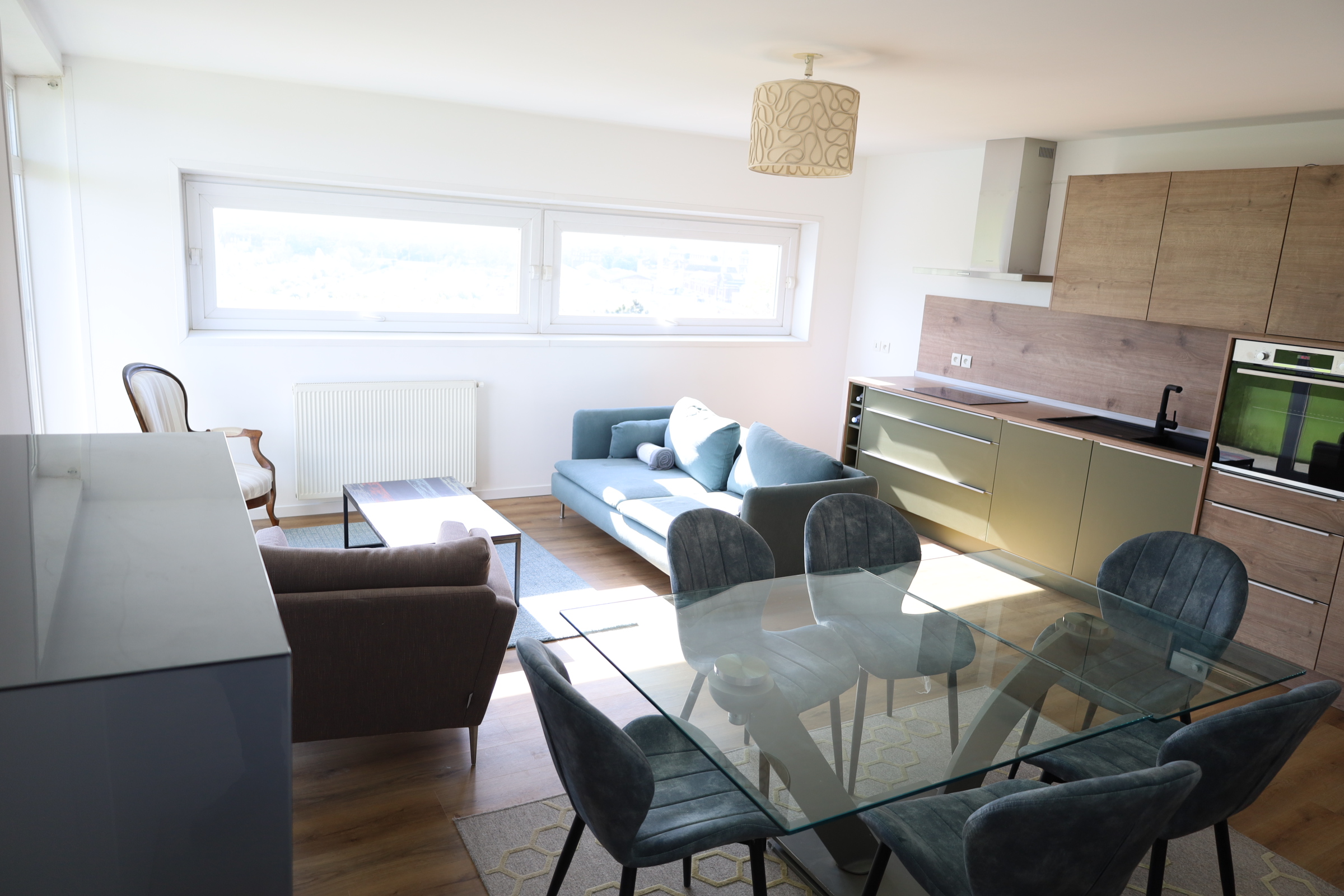Salon et cuisine appartement T4 à Lille